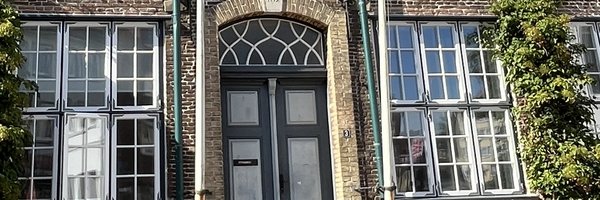 Foto zeigt die Außenansicht des Fachbereichs Bau am Gallberg 3