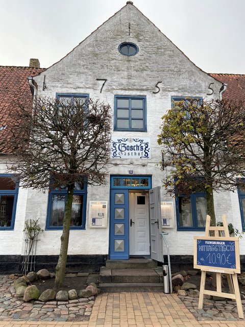Vorderansicht von Goschs Gasthof im Friedrichsberg.