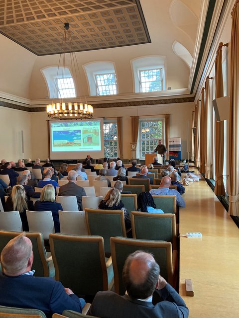 Bild des sicherheitspolitischen Empfangs im Ständesaal des Rathauses